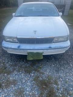 Chevy-caprice-classic-1991-white-1