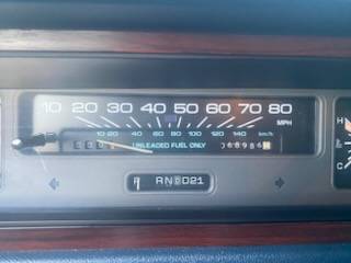 Chevy-caprice-classic-1991-white-10