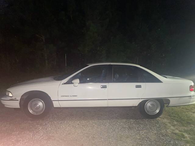 Chevy-caprice-classic-1991-white
