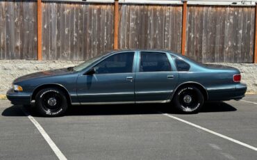 Chevy-caprice-classic-1996-green-4