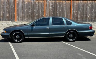 Chevy-caprice-classic-1996-green-6
