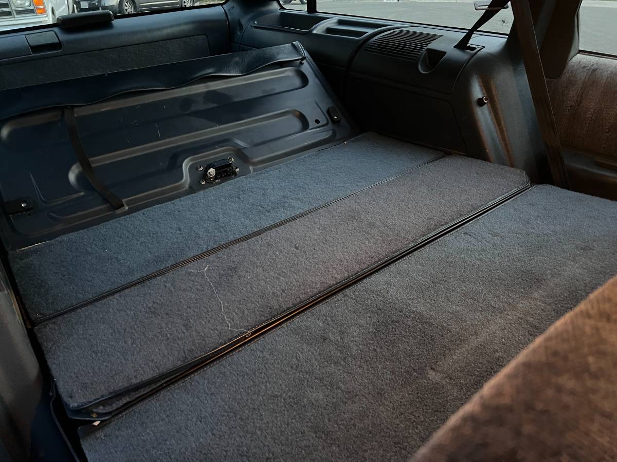 Chevy-caprice-wagon-1991-16