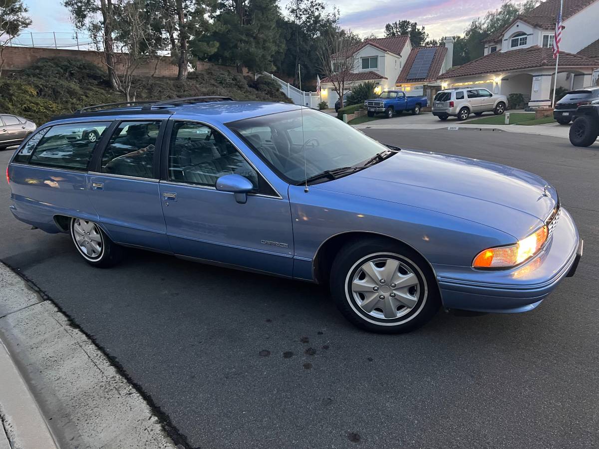 Chevy-caprice-wagon-1991-21