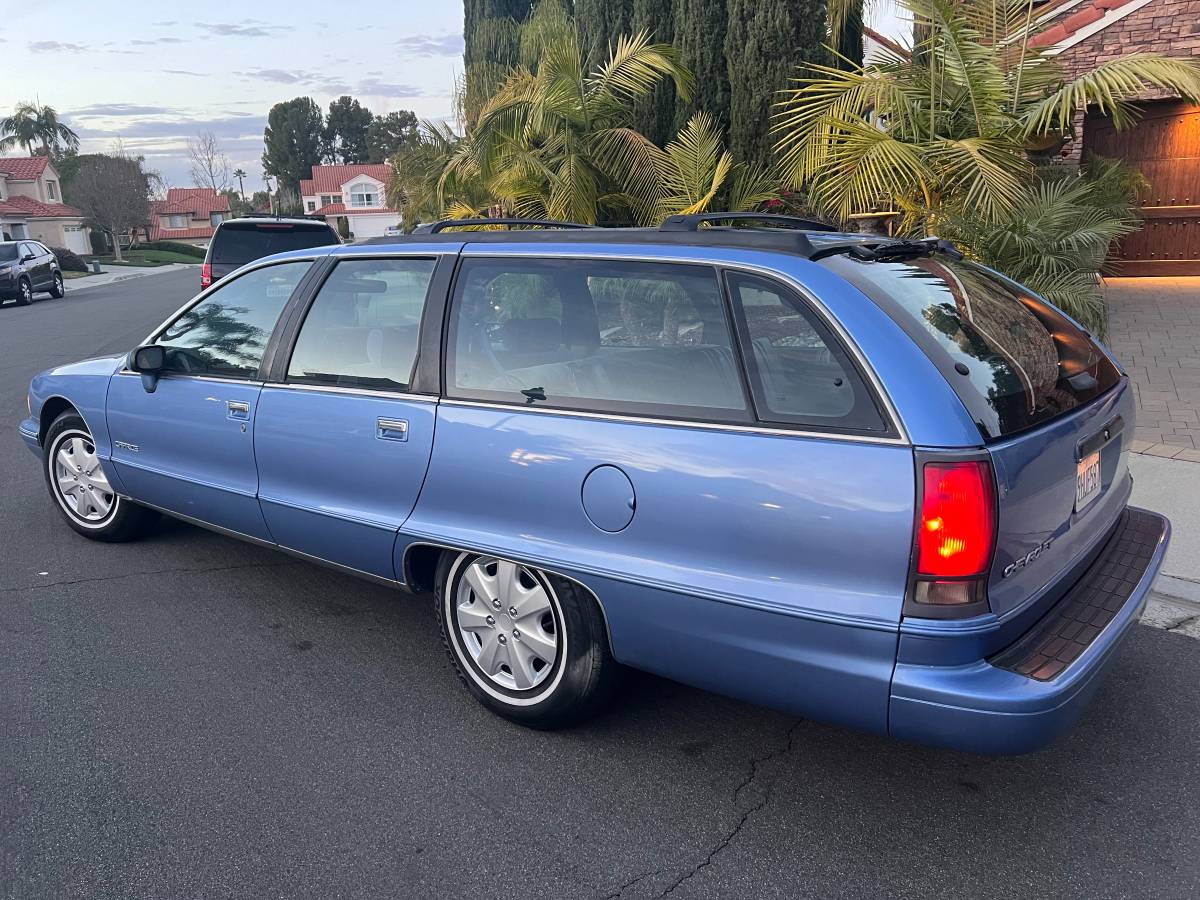 Chevy-caprice-wagon-1991-3