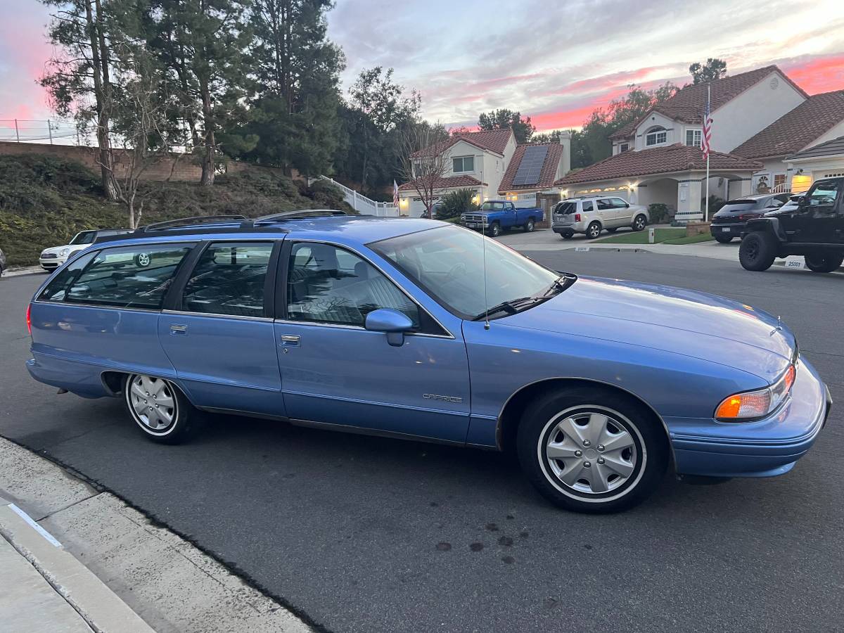 Chevy-caprice-wagon-1991-7