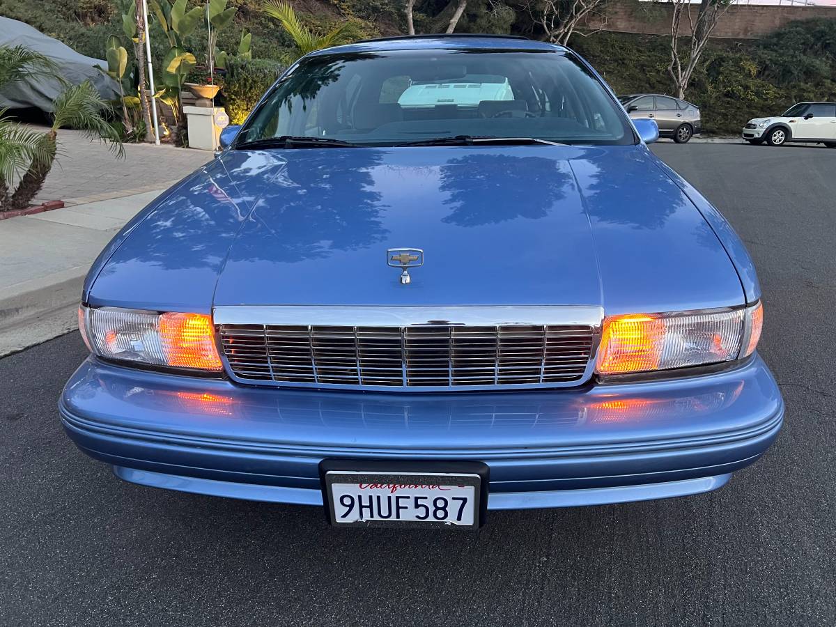 Chevy-caprice-wagon-1991-8