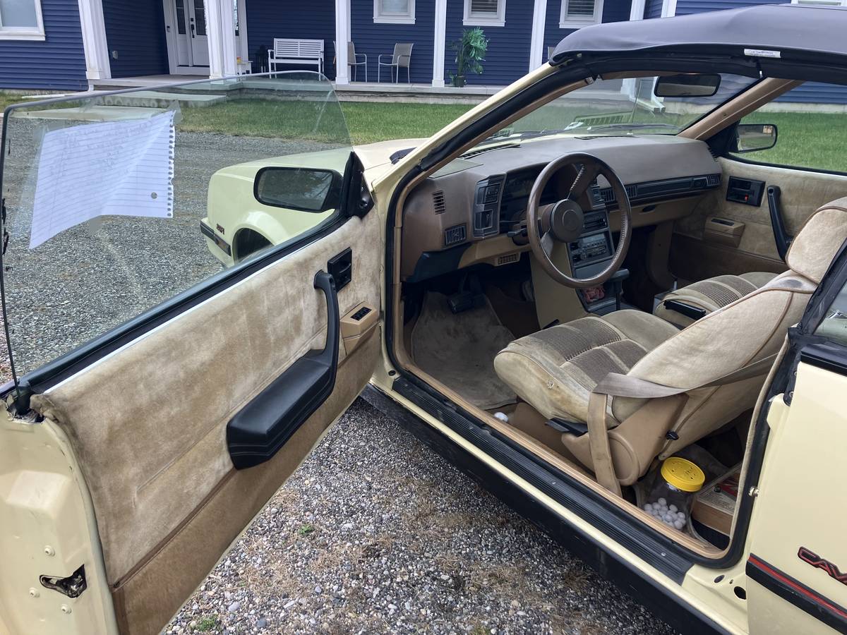Chevy-cavalier-1986-5