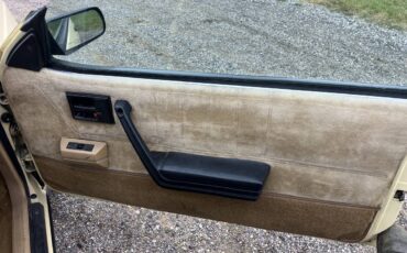 Chevy-cavalier-1986-6