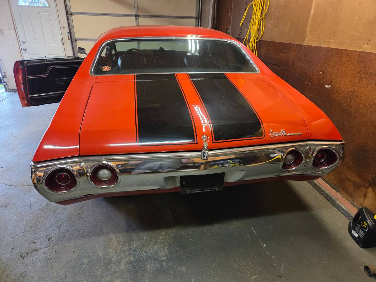 Chevy-chevelle-1972-red-13