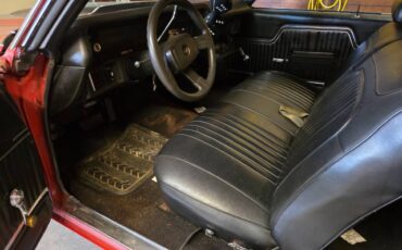 Chevy-chevelle-1972-red-8