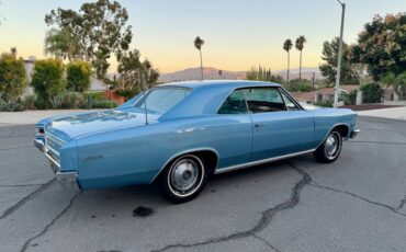 Chevy-chevelle-malibu-1966-10