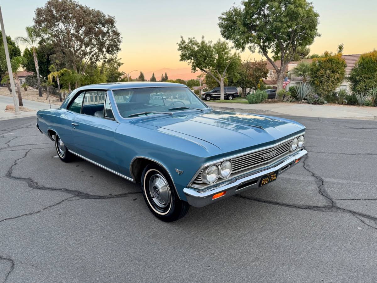 Chevy-chevelle-malibu-1966-7