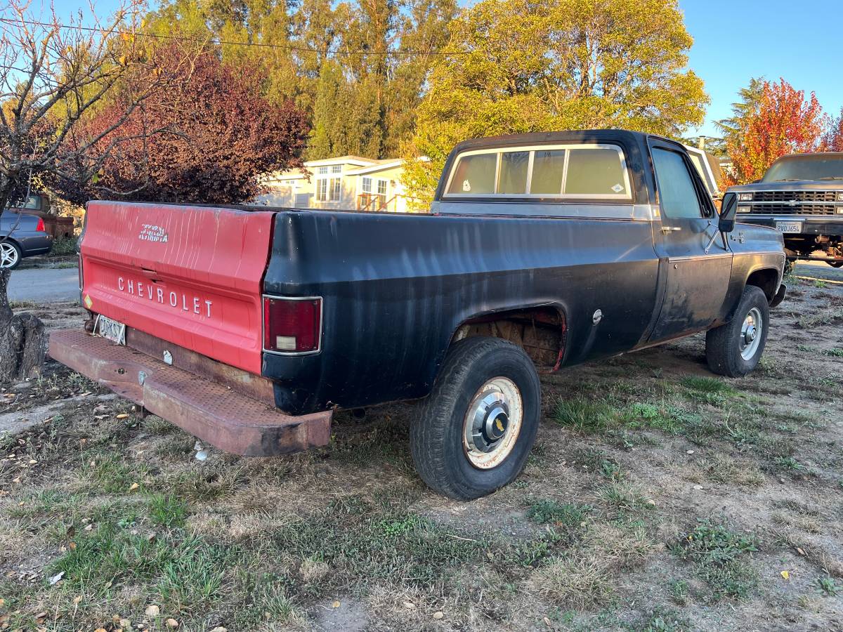 Chevy-cheyenne-1975-3
