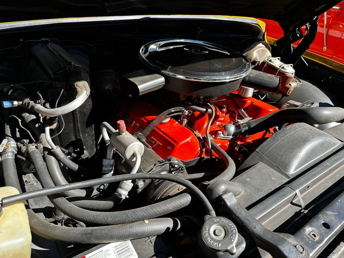 Chevy-cheyenne-20-1971-yellow-11