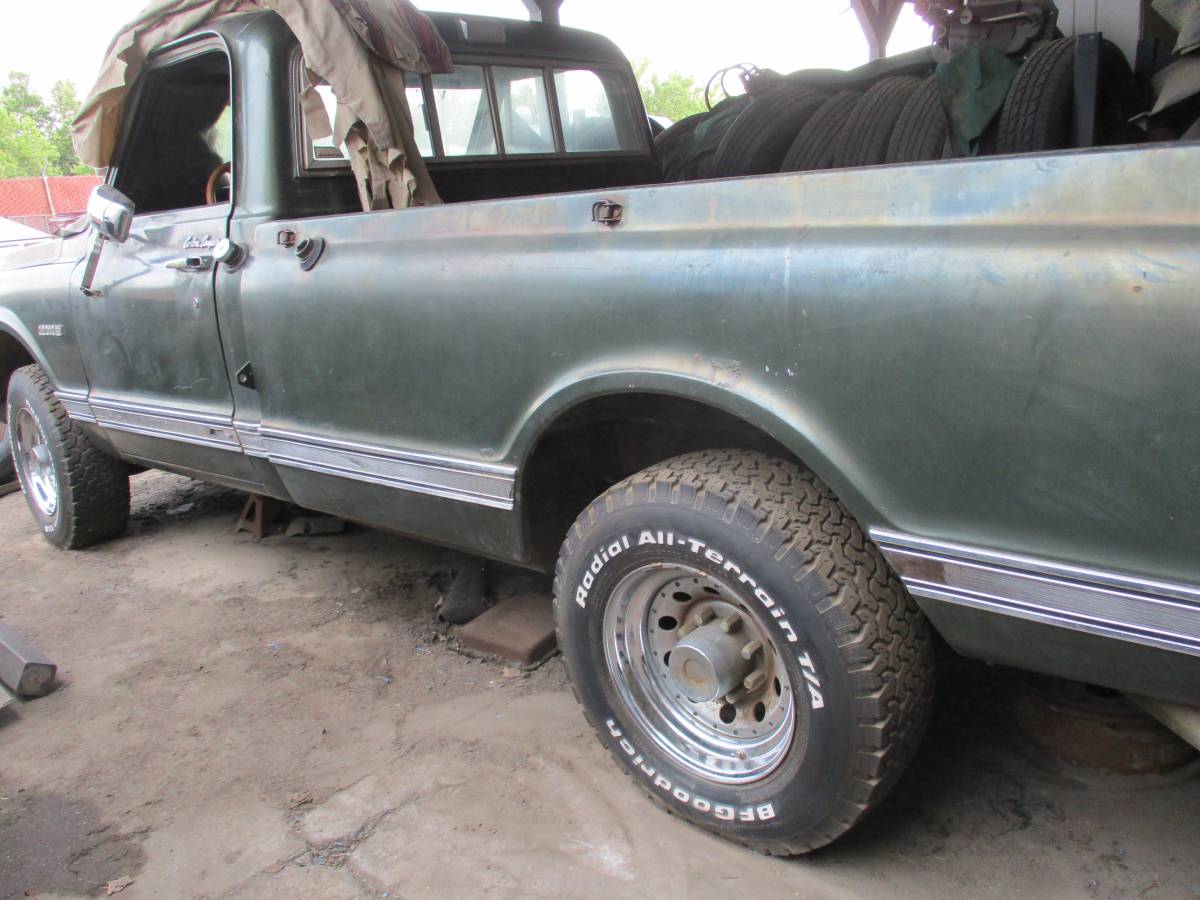 Chevy-cheyenne-c-20-1971-green-2