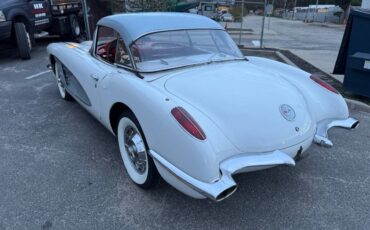 Chevy-corvette-1960-white-1
