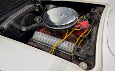 Chevy-corvette-1960-white-9
