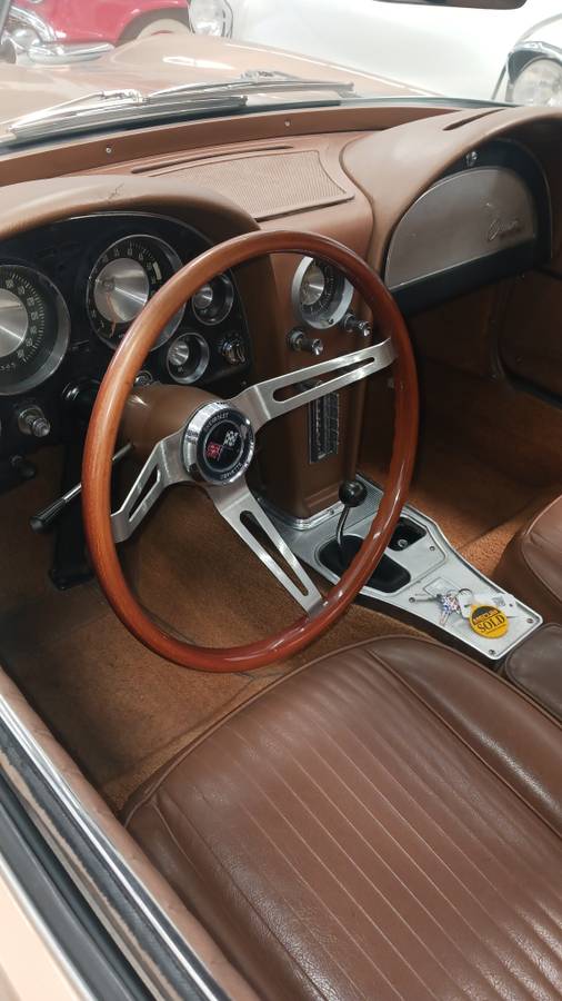 Chevy-corvette-1964-red-13