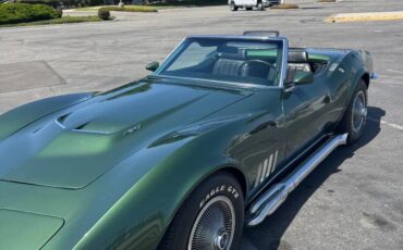 Chevy-corvette-1968-green-4