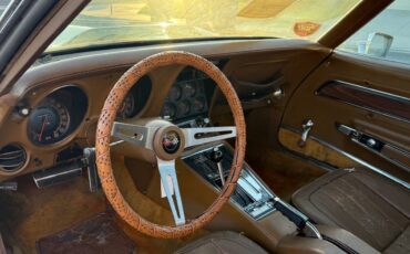 Chevy-corvette-1971-8