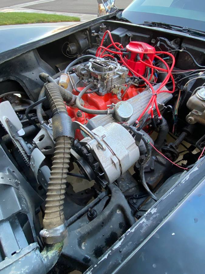 Chevy-corvette-1975-3