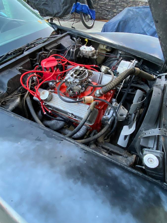 Chevy-corvette-1975-6