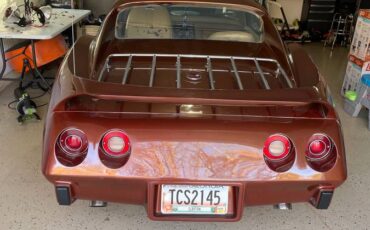 Chevy-corvette-1976-brown-3