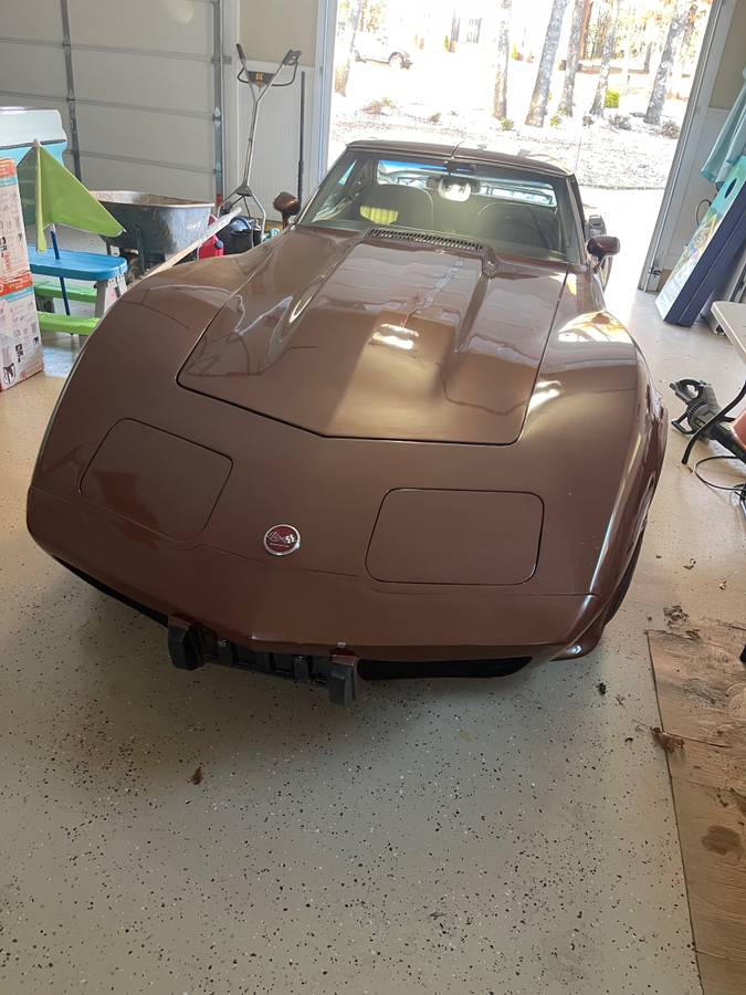 Chevy-corvette-1976-brown-4