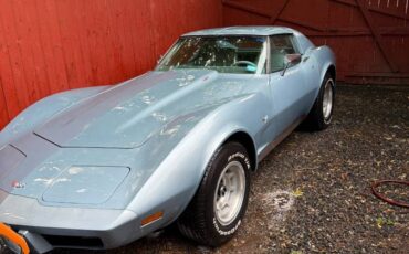 Chevy-corvette-1977-blue-2