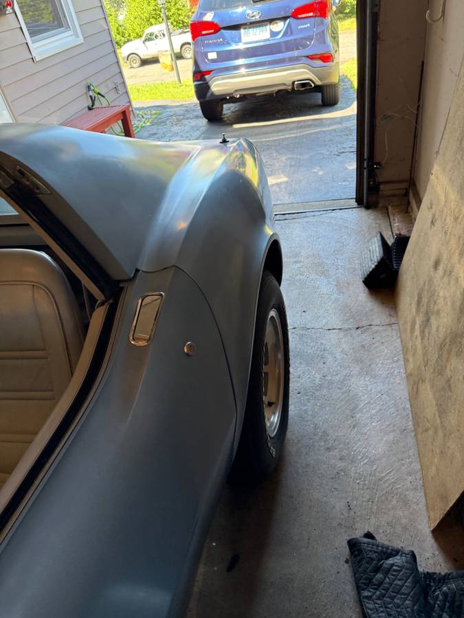 Chevy-corvette-1977-blue-3