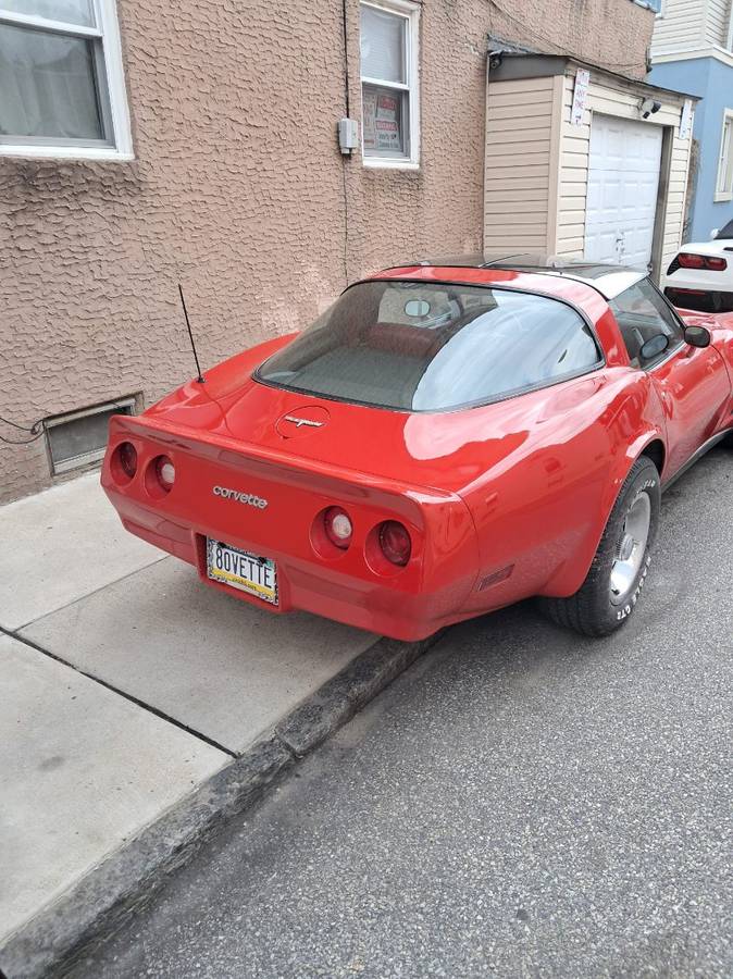 Chevy-corvette-1980-red-2