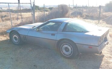 Chevy-corvette-1985-custom-2