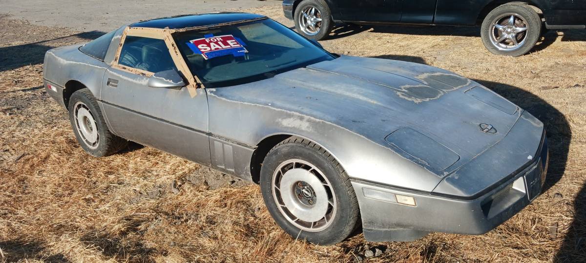 Chevy-corvette-1985-custom-3