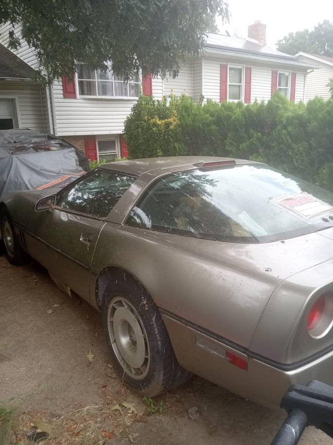 Chevy-corvette-1987-3