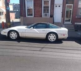 Chevy-corvette-1988-white-6