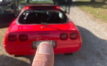 Chevy-corvette-1995-red-3