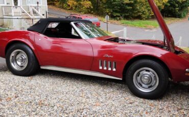 Chevy-corvette-convertible-1969-red-8