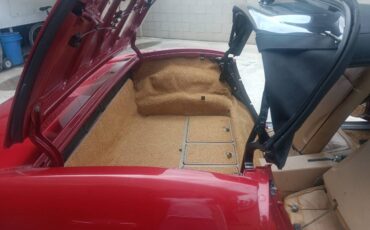 Chevy-corvette-convertible-1974-red-8