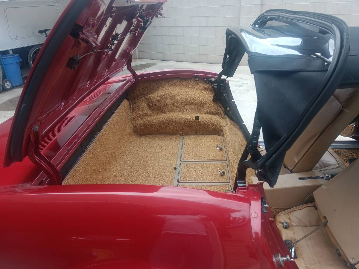 Chevy-corvette-convertible-1974-red-8