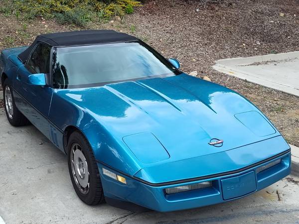 Chevy-corvette-convertible-1987-blue-3