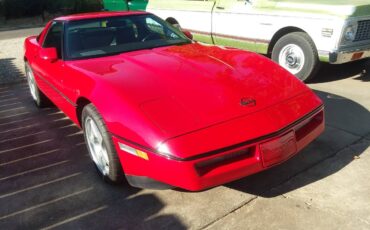 Chevy-corvette-coupe-1985-red-2