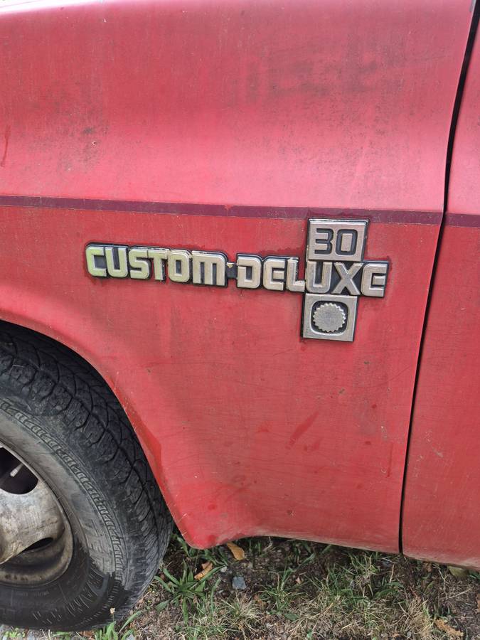 Chevy-custom-deluxe-30-1988-4