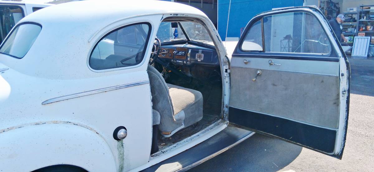 Chevy-delux-coupe-1940-5