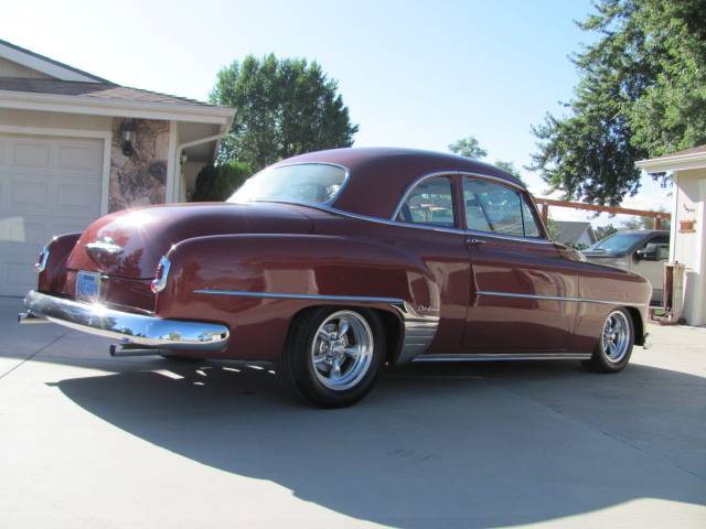 Chevy-deluxe-1952-1