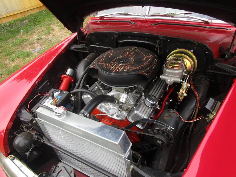 Chevy-deluxe-1952-red-19
