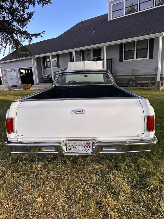 Chevy-el-camino-1964-white-2