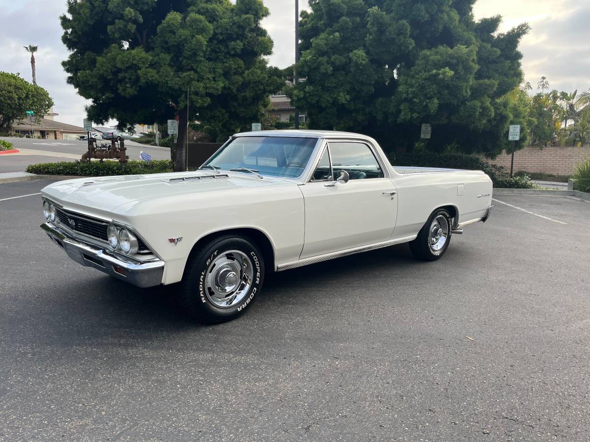 Chevy-el-camino-1966-25