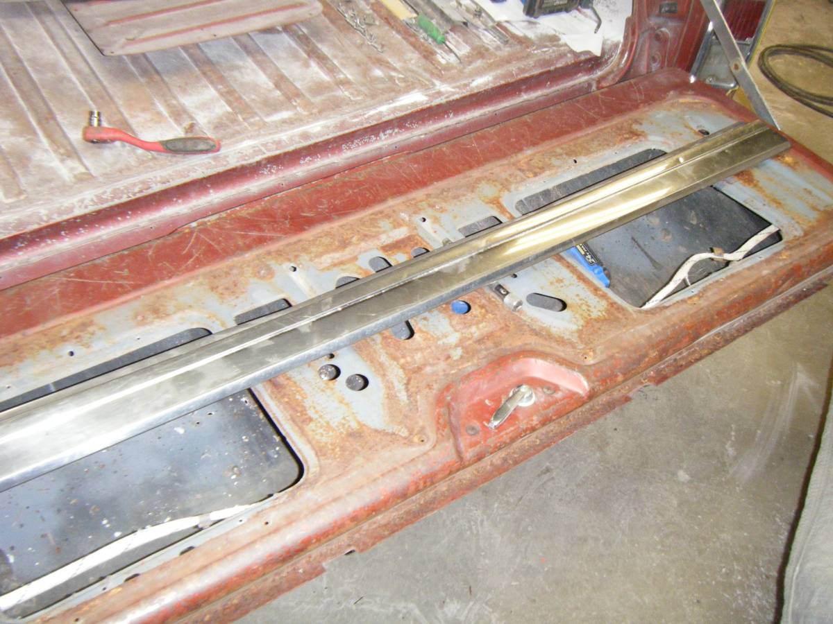 Chevy-el-camino-1966-grey-6