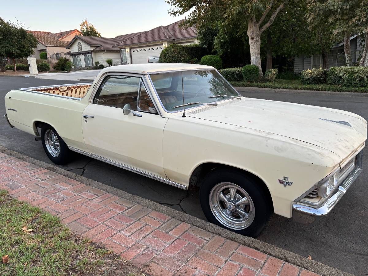 Chevy-el-camino-1966-yellow-3