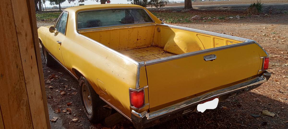 Chevy-el-camino-1968-yellow-8